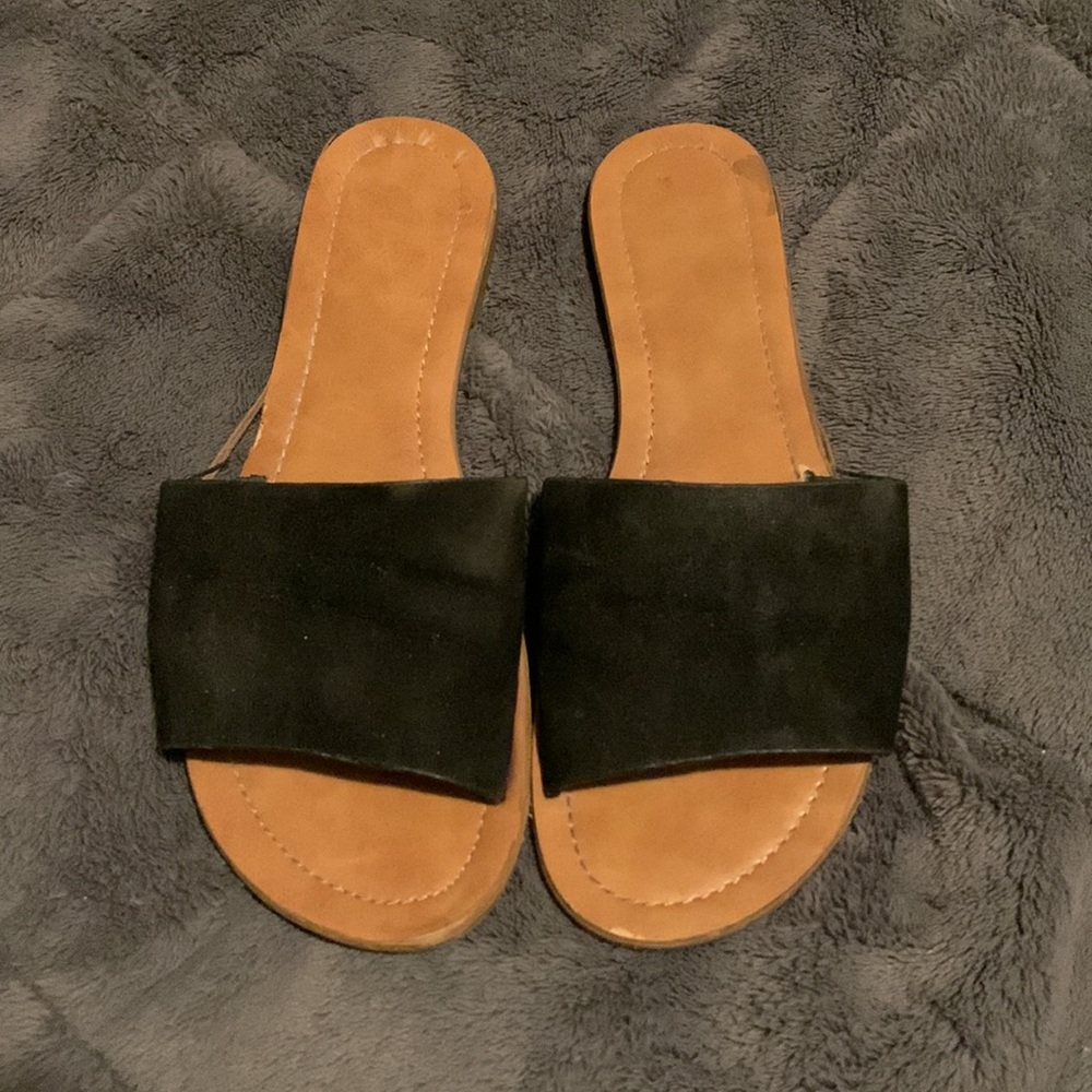 GAP flat faux-suede slide sandal